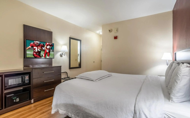 Red Roof Inn PLUS+ Tempe - Phoenix Airport