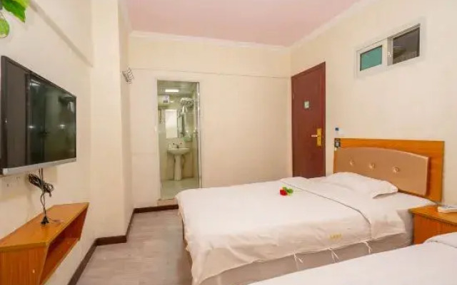 Warm Hotel (Wuhan La Defense)