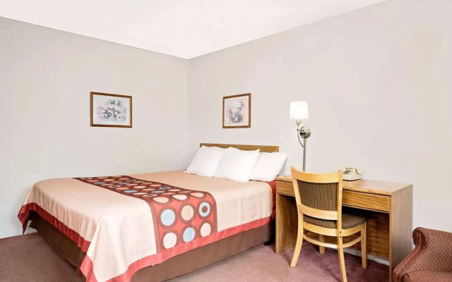 Super 8 Long Prairie