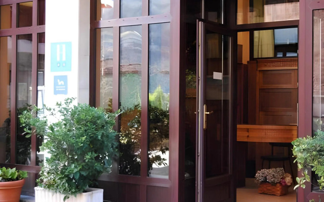 Hotel La Rivera