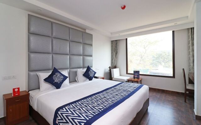 OYO 10327 The K Hotel