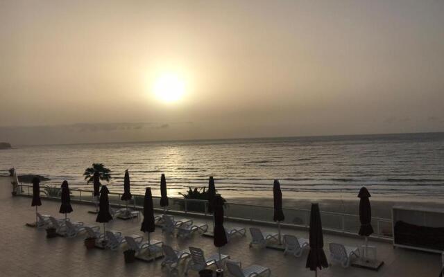 Atlantic Beach Club