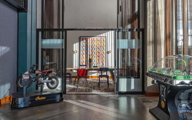 Moxy Phoenix Downtown