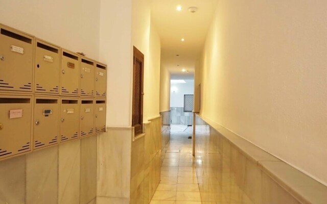 RentalSevilla Ático Soleado con terraza junto a la Alameda