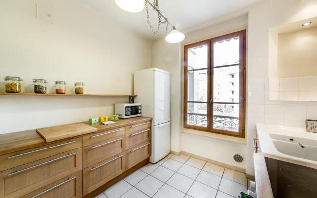 Cozy stopover near Part Dieu station