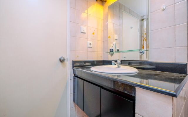 Nice And Elegant 2Br Apartment At Taman Rasuna Kuningan
