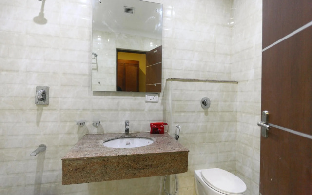 OYO Rooms ECR Off Uthandi Beach