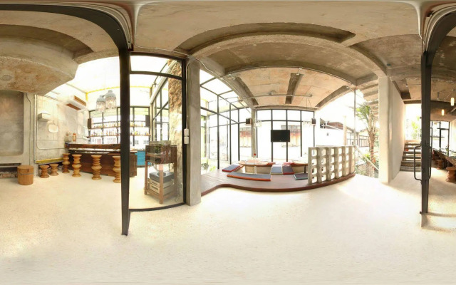 Mo Rooms