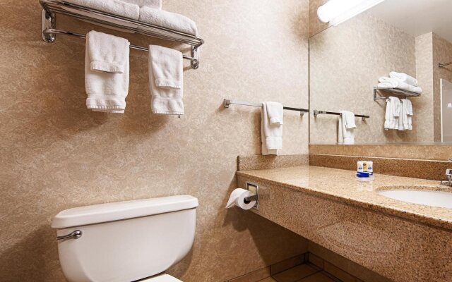 Best Western Liverpool-Syracuse Inn & Suites