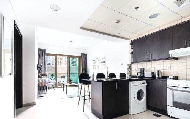 Minutes From JBR Beach! Beautiful 1BR in Marina!