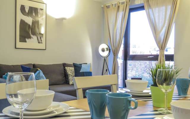 Tudors eSuites Birmingham Apartments with Parking