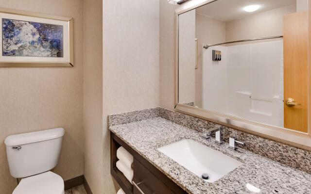 Best Western Plus River Escape Inn & Suites