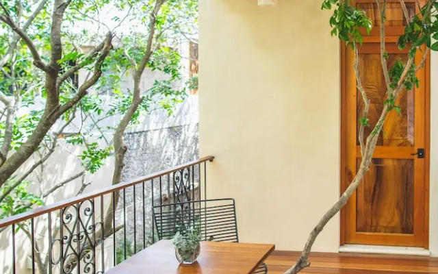 TreeHouse Boutique Hotel - Adults Only