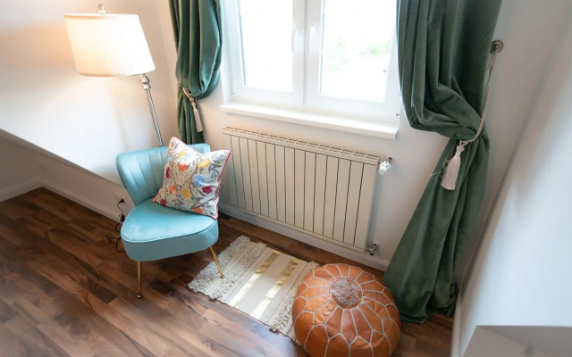 Neu - Privatsphäre im Kutscherhaus der Villa Golding