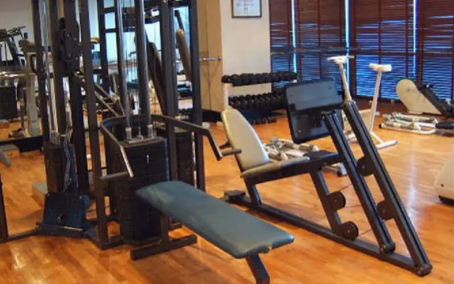 Parsian Esteghlal International Hotel
