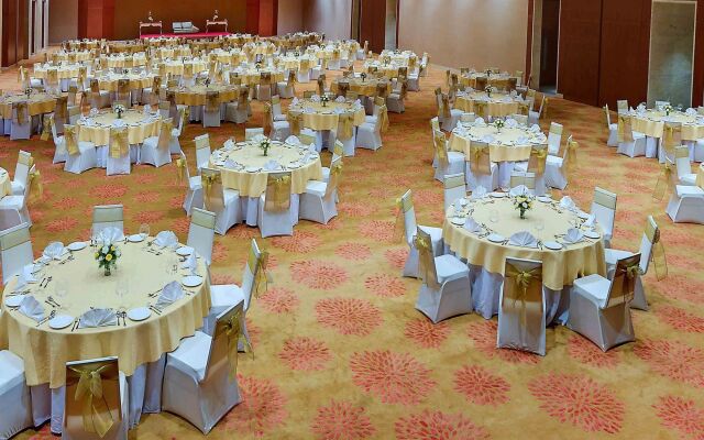 Novotel Visakhapatnam Varun Beach Hotel