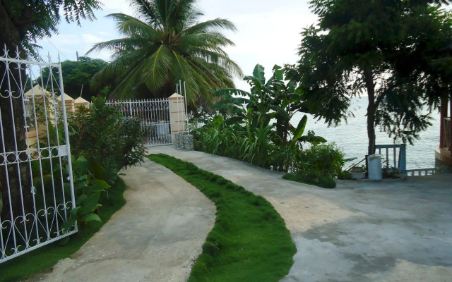 La Source Hotel & Resort