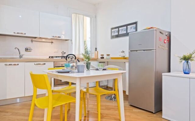 Pratello Luminous & Cozy Apartment in Centro