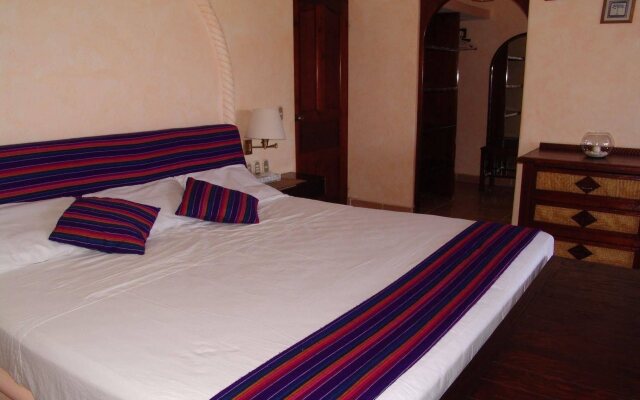 La Escollera Suites Adults Only