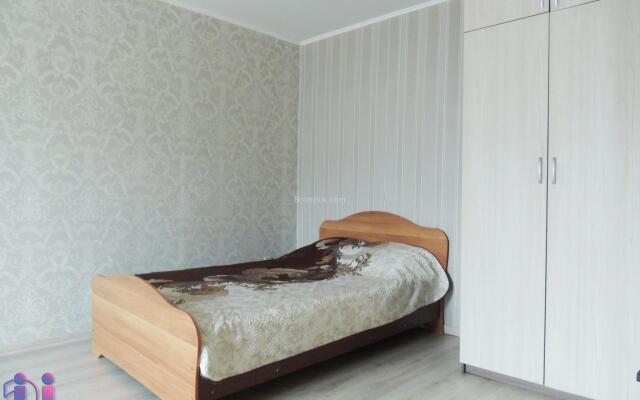 2U (Tu Yu) at 46 Klyuchevskaya Street