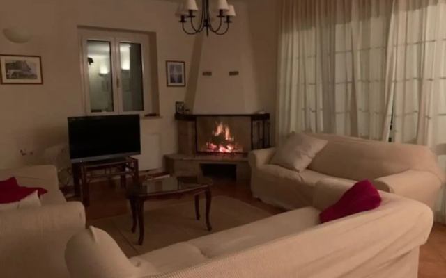 Belvilla by OYO Casa Mana1