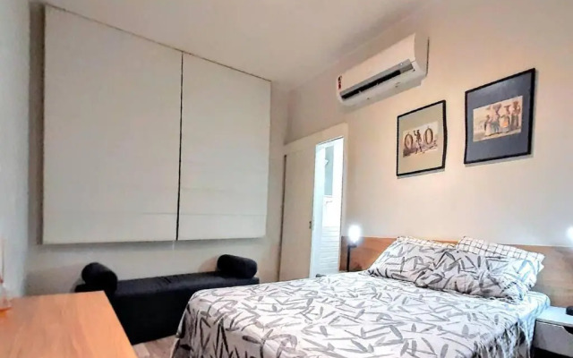 Av Atlântica - Posto 4 - Térreo