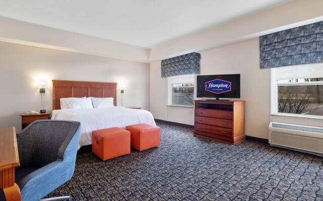 Hampton Inn & Suites Rockland
