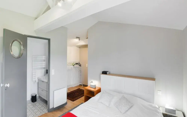 Villa in Lanton Near the Beach With Harbour View