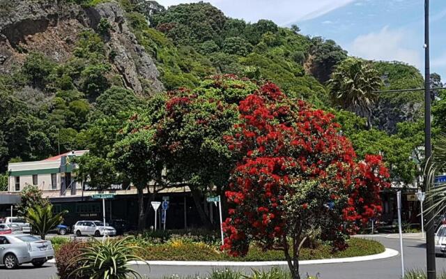 Whakatane Hotel