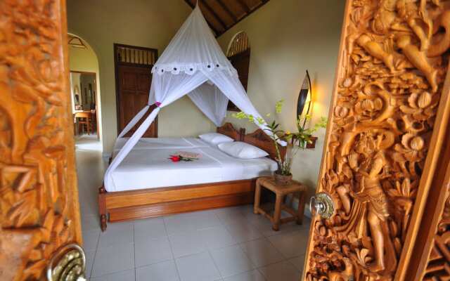 Puri Lumbung Cottages, Restaurant & Spa