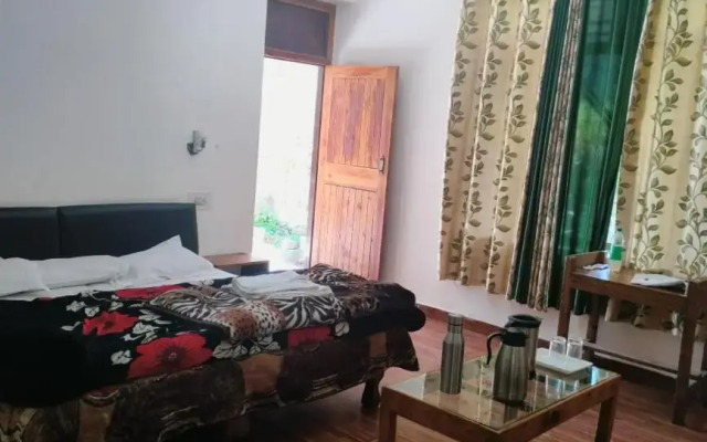 Tourist Hotel