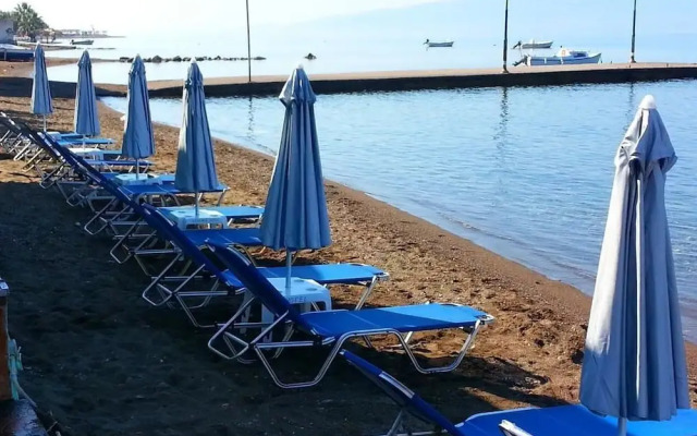 Artemis Hotel