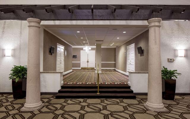 Hilton Houston Galleria Area
