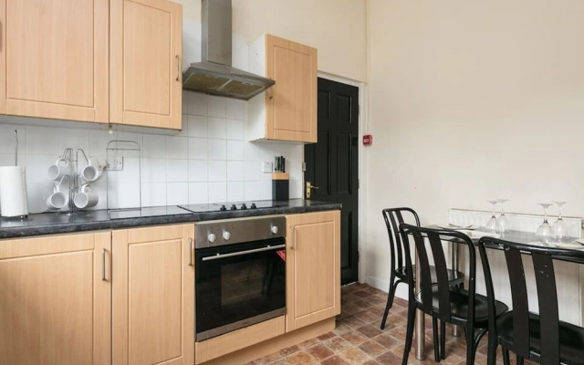 Short Term Shared R&R In Chorlton