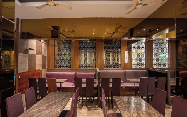 Hotel Anbu Park