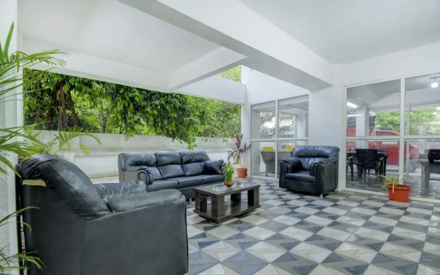 Treebo Trip White Castle