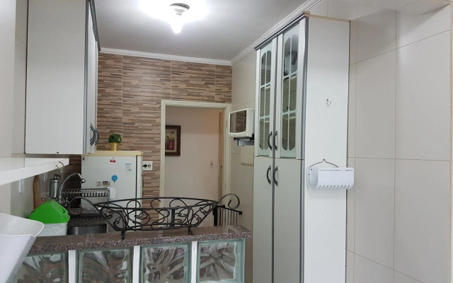 Santos - Apartamento Frente Mar C/ Ar Condicionado/ Garagem Privativa/Internet/TV a Cabo