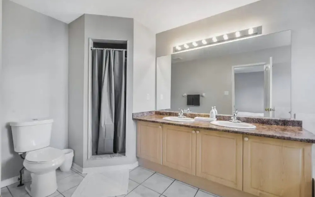 Spacious Whitby Haven 3BR Home Parking