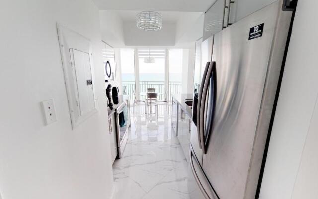 Oceanview Apartments in Sunny Isles