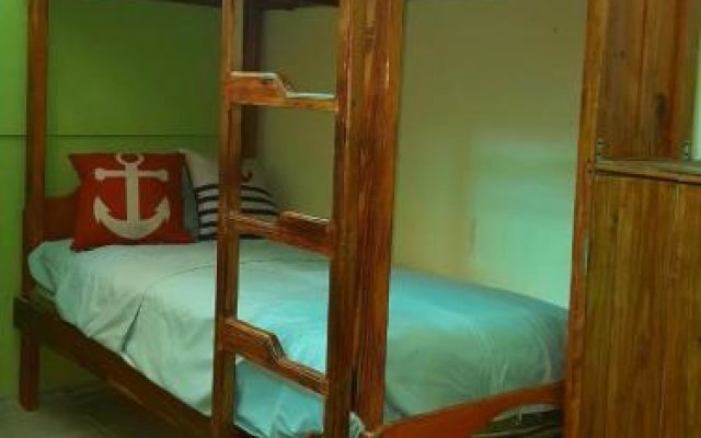 Ecoarthostal - Hostel