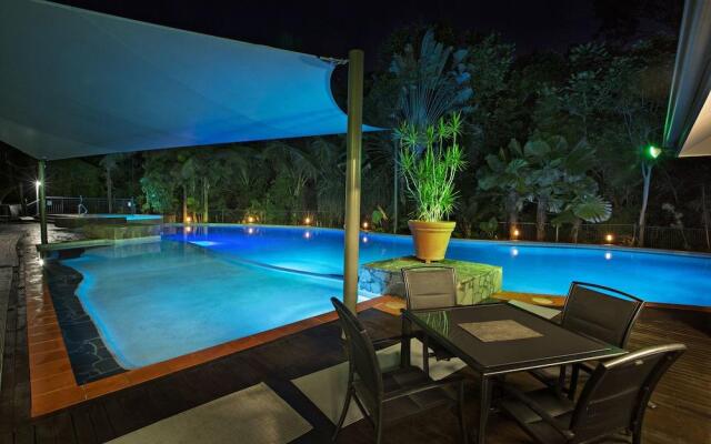 Oasis 8 Paradise at Palm Cove