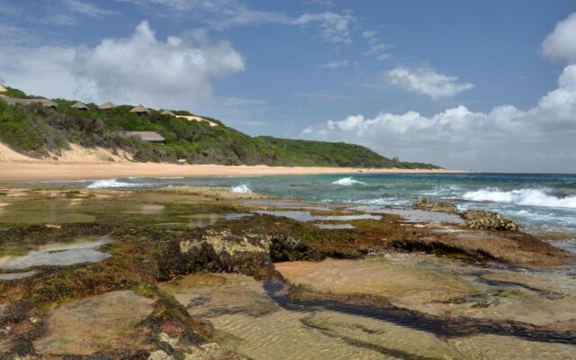 Machangulo Beach Lodge