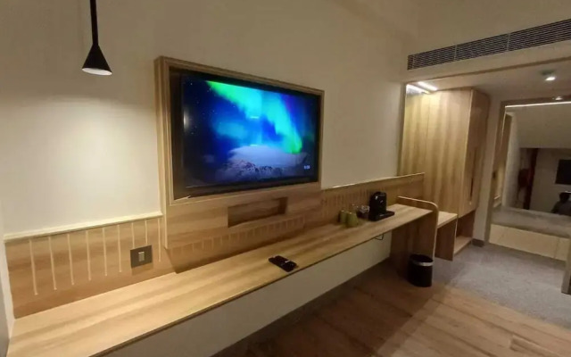 Hotel Raai Hosur