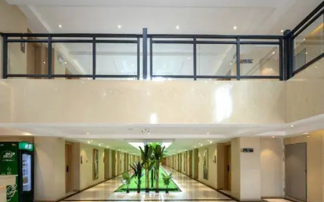Ledong Platinum Hotel (Longmuwan)