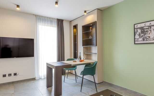 Icon H 205 Suite Micro-living