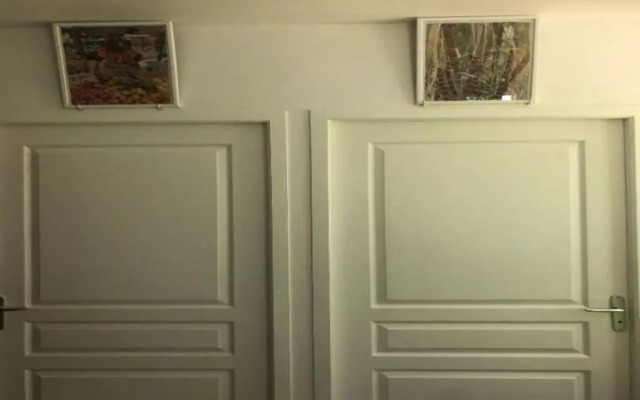 Location D'un Studio (Adults Only)