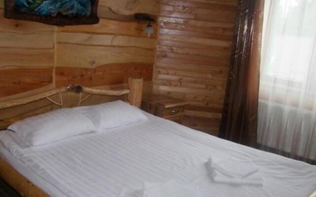 Kisva Hotel