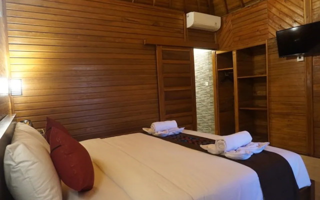 Kamasan Cottage By Reccoma