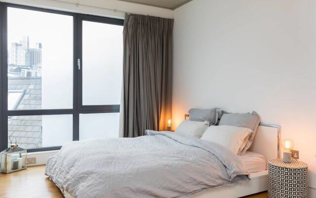 Spacious 2BR Modern Home in Shoreditch