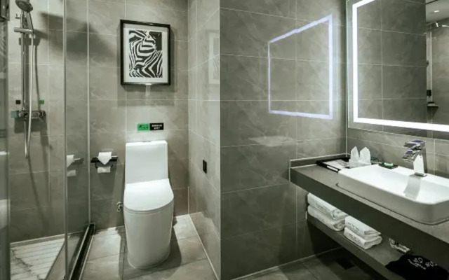 Xana Hotelle (Chongqing Baishiyi)